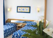 Chambre Quadruple (2 Adultes + 2 Enfants)